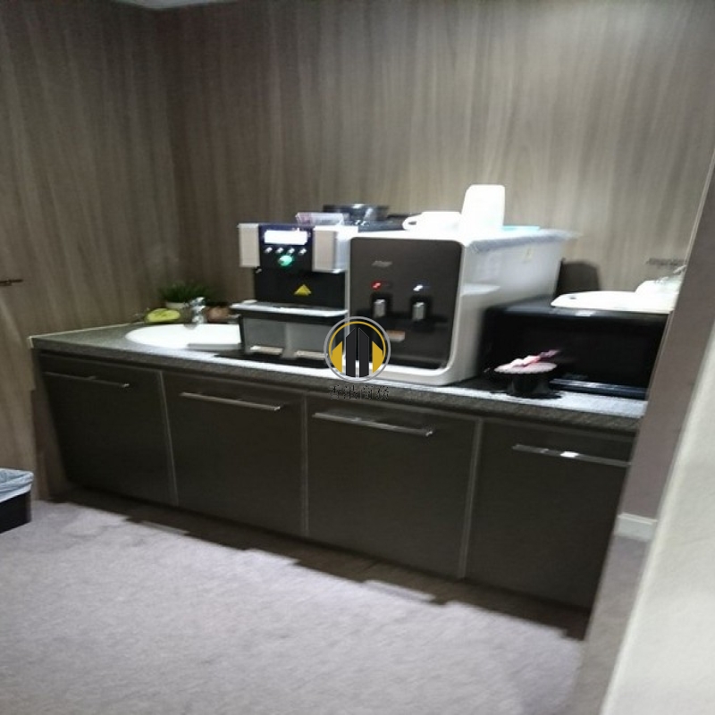 金巴利廣場