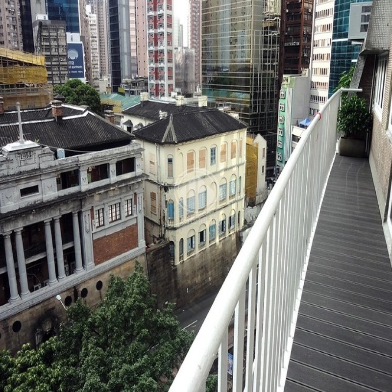 余悅禮行